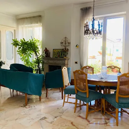 La Casa Sui Tetti 2 Penzion Neapol