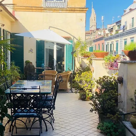 La Casa Sui Tetti 2 4* Neapol
