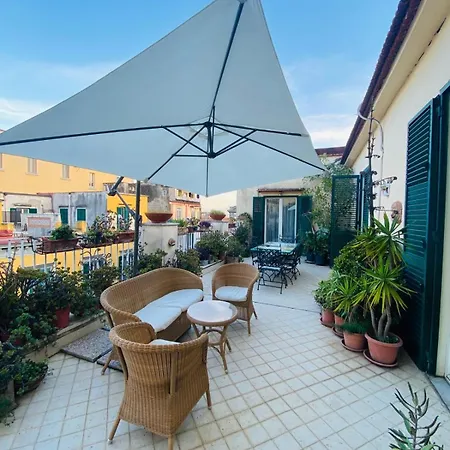 La Casa Sui Tetti 2 Pensjonat 4*