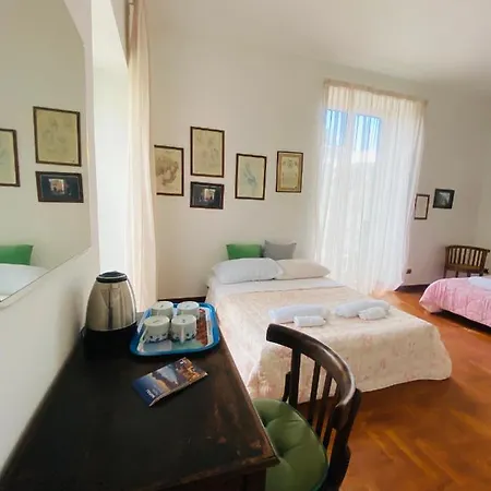 La Casa Sui Tetti 2 ナポリ